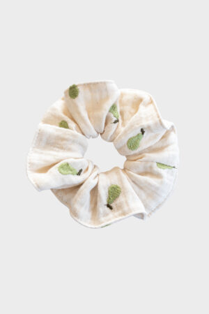 scrunchie-gumka-do-włosów-beżowa-w-gruszki-packshot